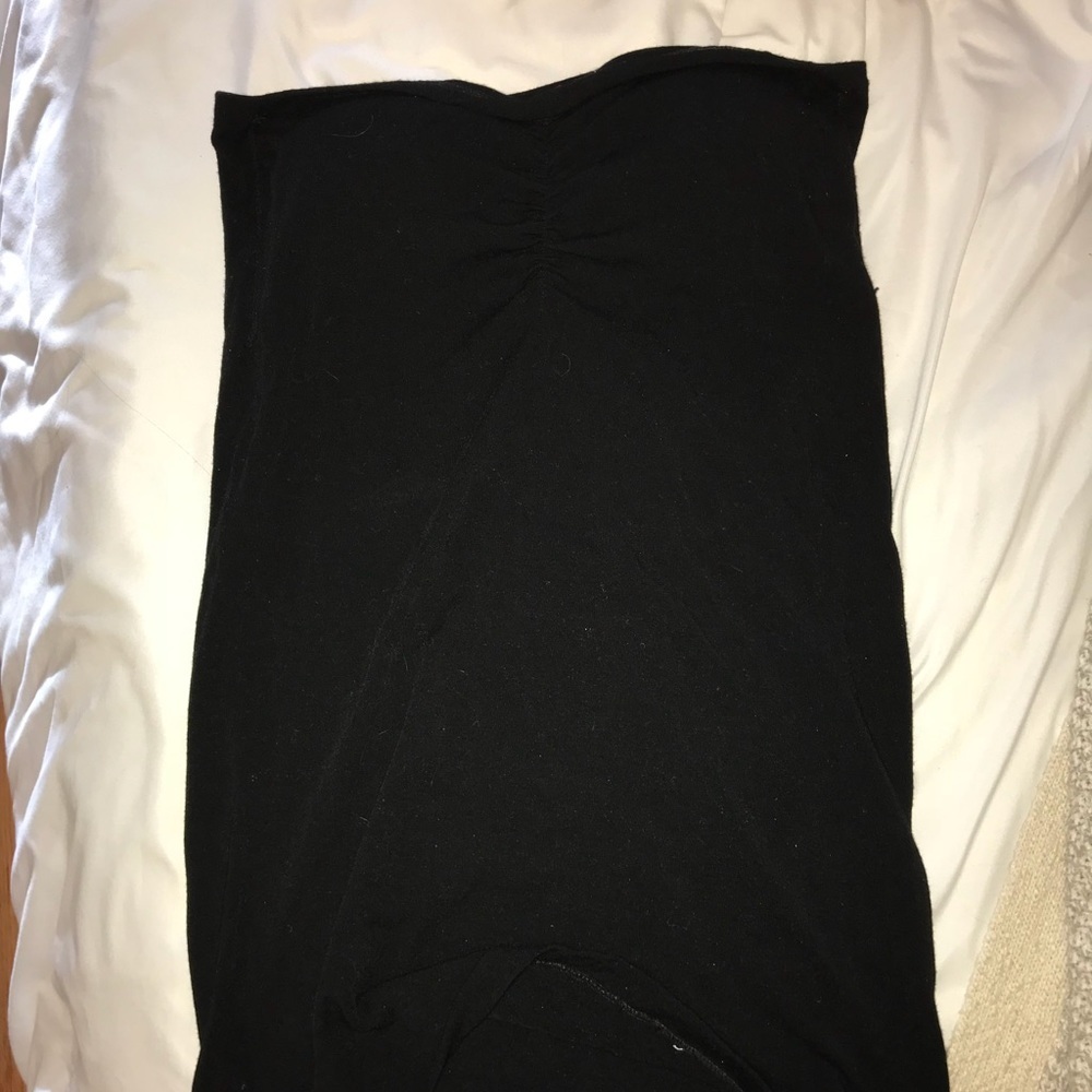 Black Strapless Top
